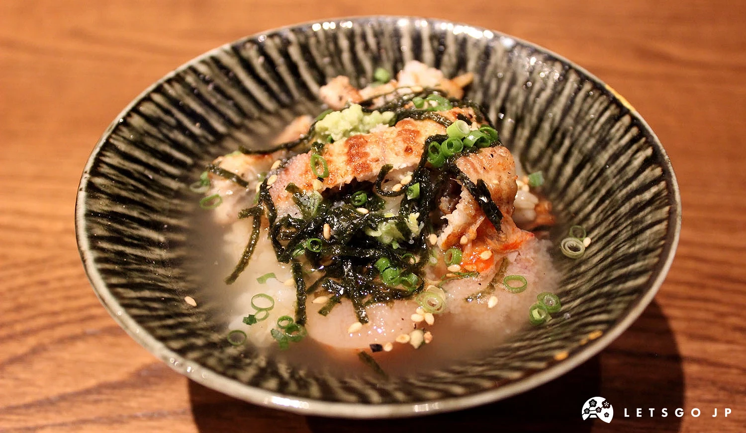 做成茶泡飯的「明太子白燒鰻魚釜飯」
