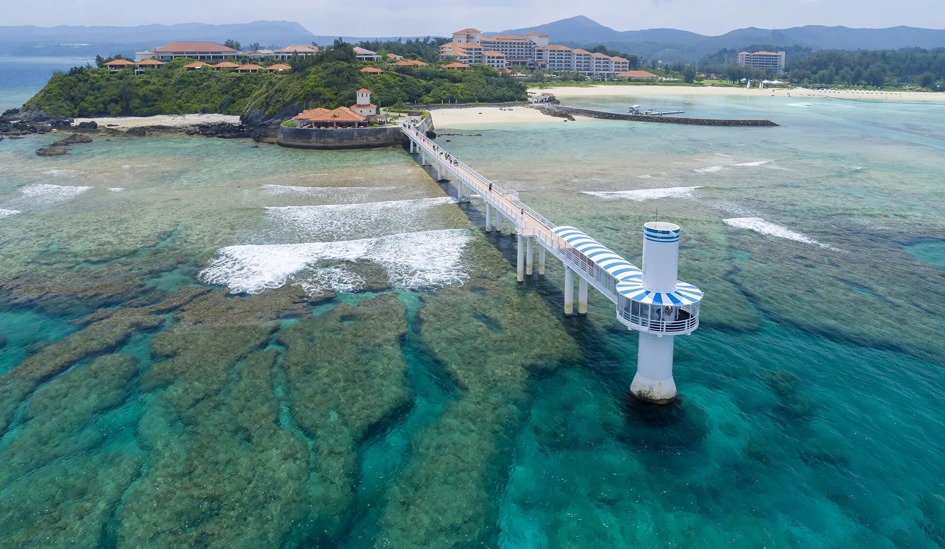 部瀨名海中公園的海中展望塔