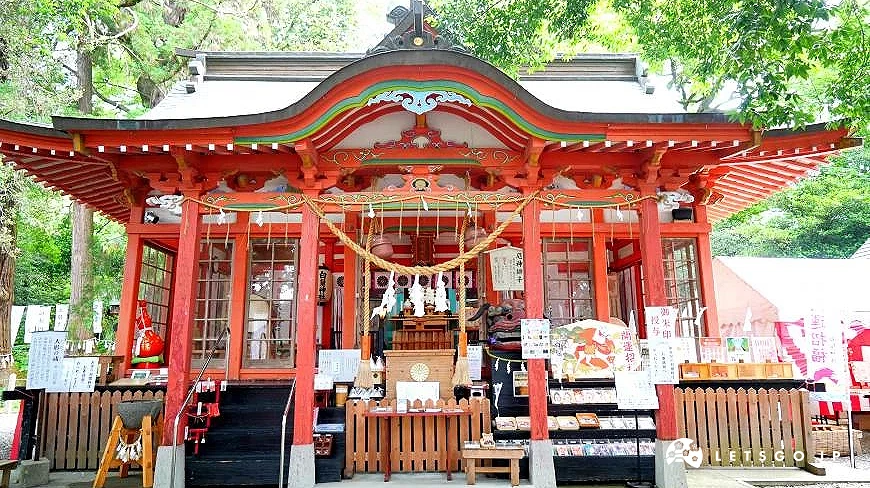 白鬚神社主拜殿