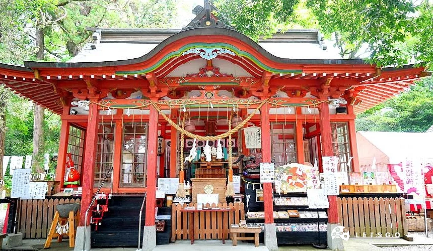 白鬚神社主拜殿