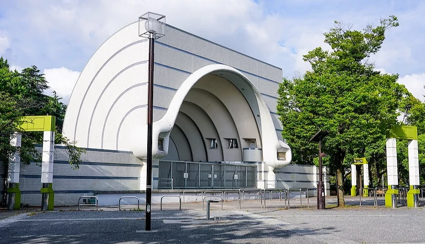 代代木公園白色建築活動廣場
