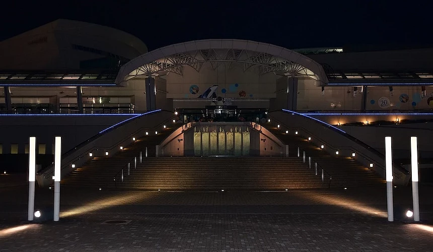 水族館夜間入口