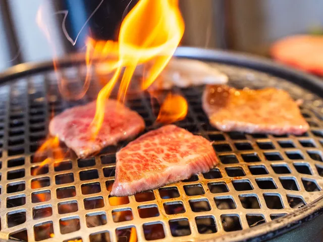 沖繩燒肉推薦13選：燒肉王吃到飽、本部牛與石垣牛，那霸到離島一次整理 的縮圖