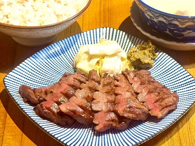 「炭燒牛舌 德茂 仙台中央通店」開箱！厚切熟成牛舌名店，支援線上預約 的縮圖