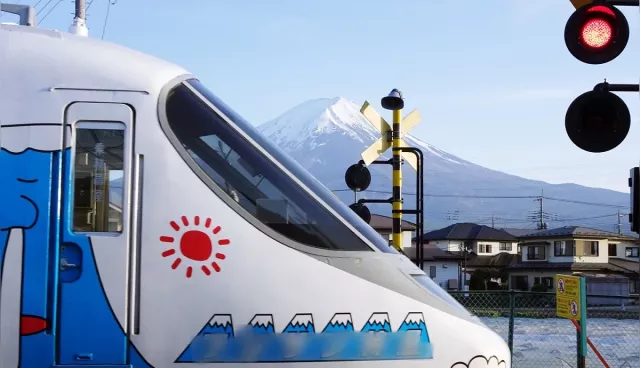 2026最新「東京到河口湖」高速巴士、電車、自駕交通方式全攻略！