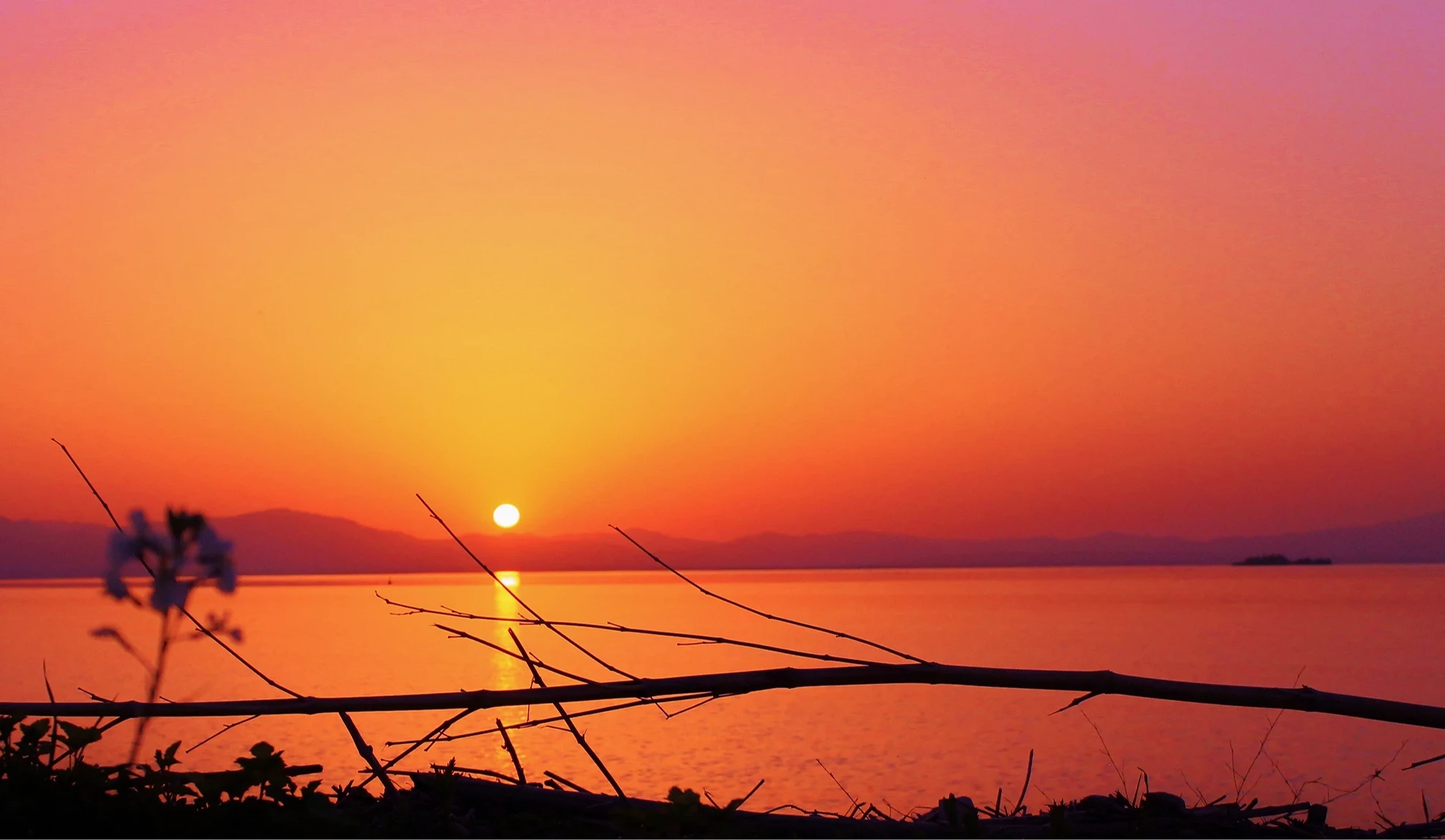 琵琶湖的夕陽景色