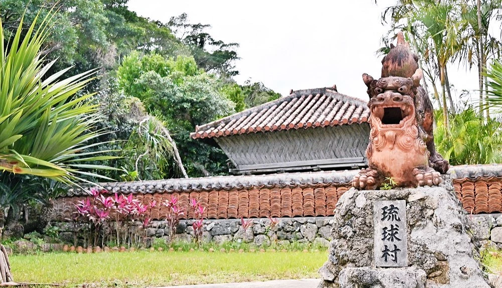 琉球村石獅子像
