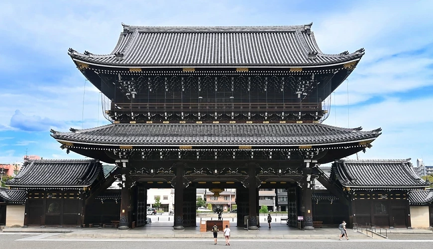 東本願寺御影堂門