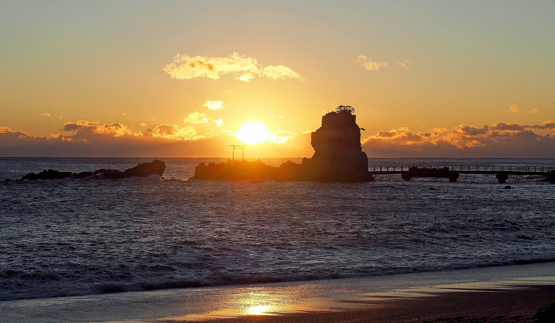 波立海岸日出