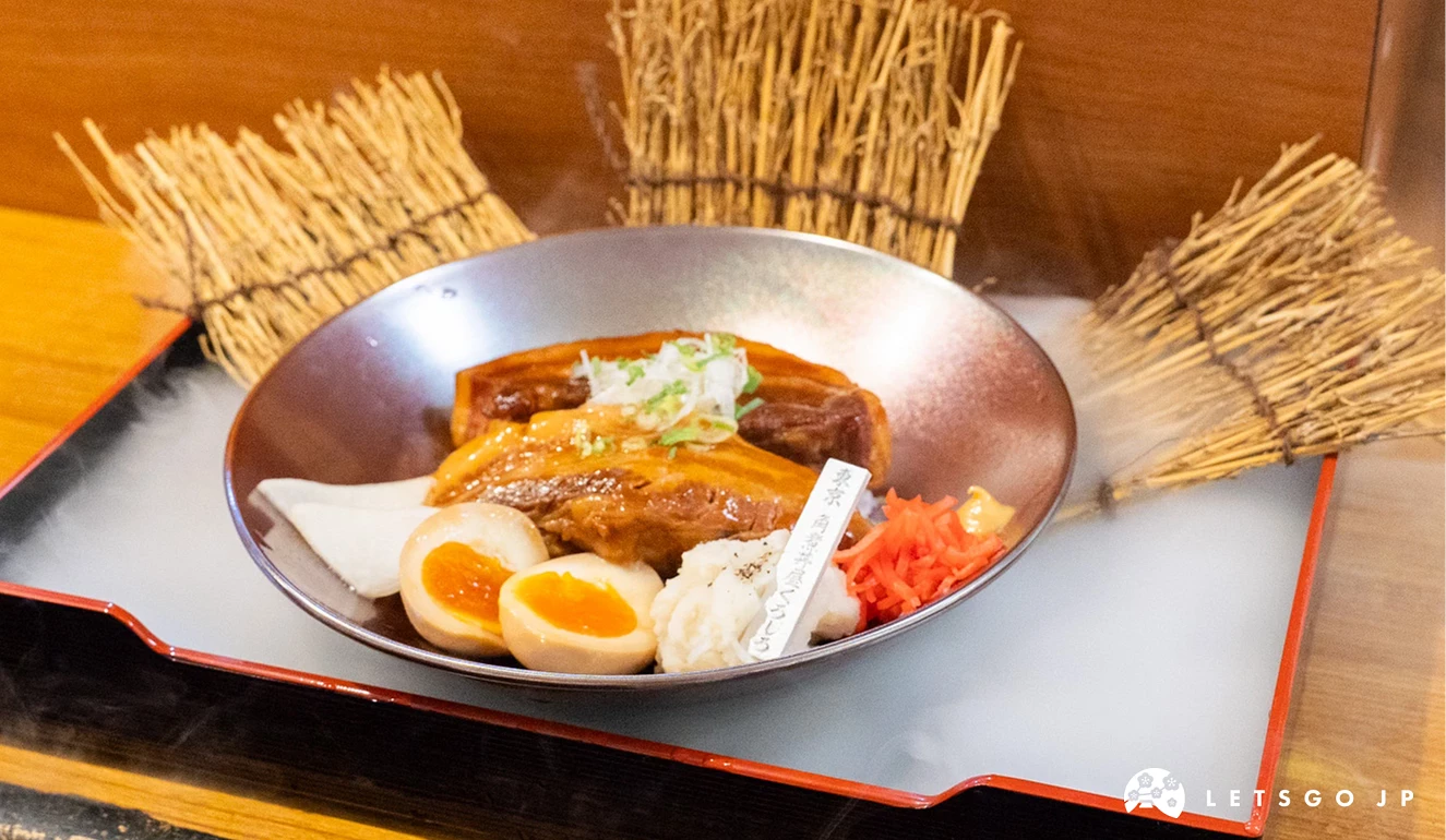 「松」套餐上桌時有乾冰效果,華麗又好打卡!