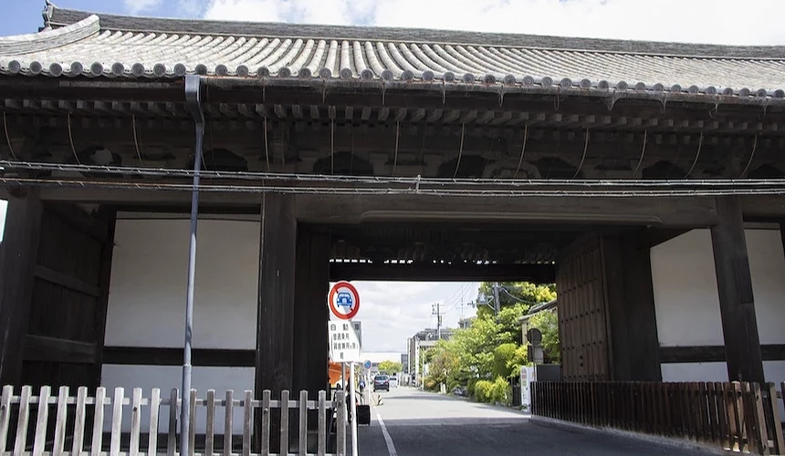 三十三間堂木造南大門