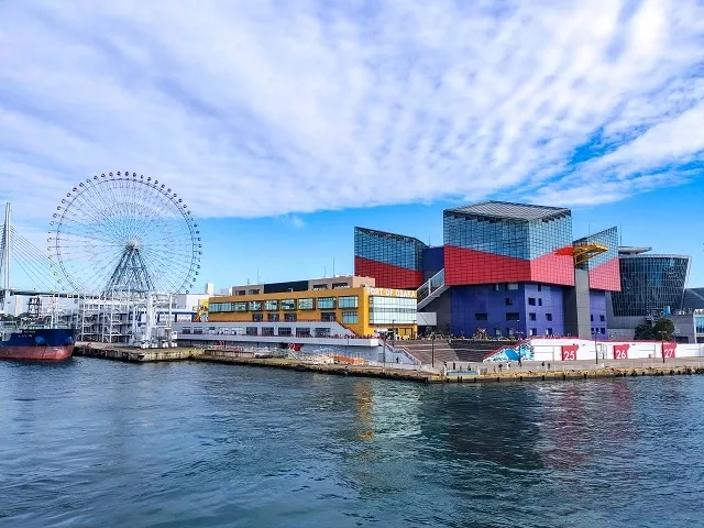 大阪海遊館攻略：世界級大型水族館，鯨鯊、海豹、門票交通與周邊全整理
