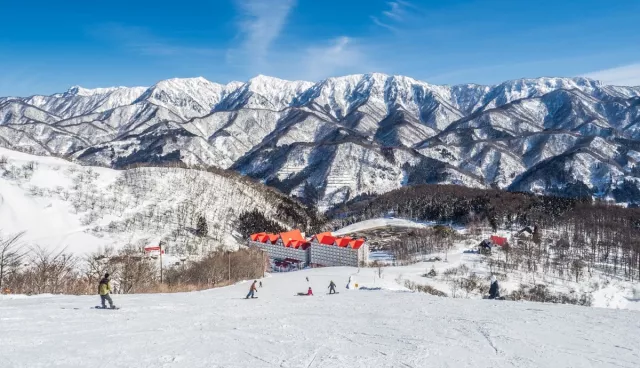 長野白馬村完整攻略！滑雪場、八方溫泉、交通整理與四季絕景指南 的縮圖