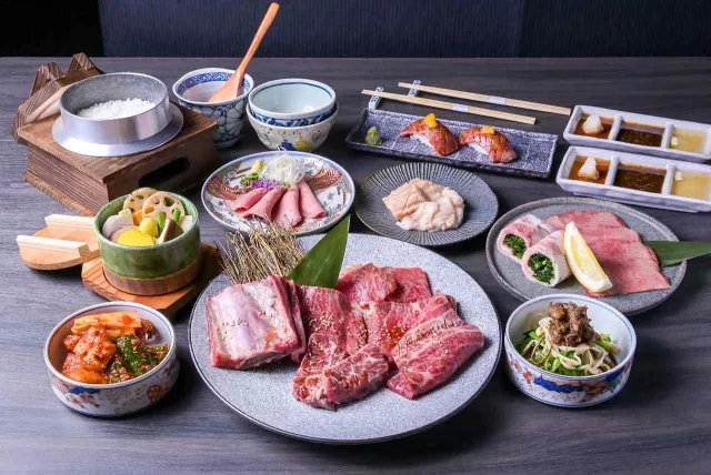 福岡藥院燒肉推薦：從博多前往7分鐘，黑毛和牛名店與預約攻略一次看！