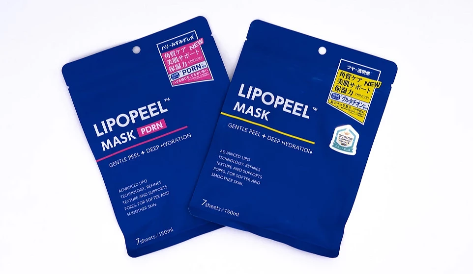 兩款 LIPOPEEL 面膜藍色包裝袋,左側標有 PDRN 文字