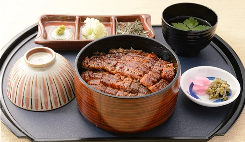 炭櫓的鰻魚飯定食