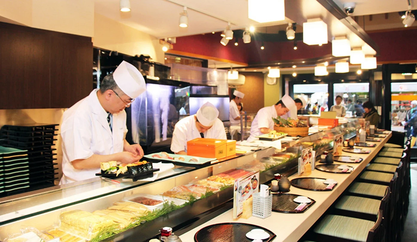 壽司三昧(すしざんまい)築地本店店內情況