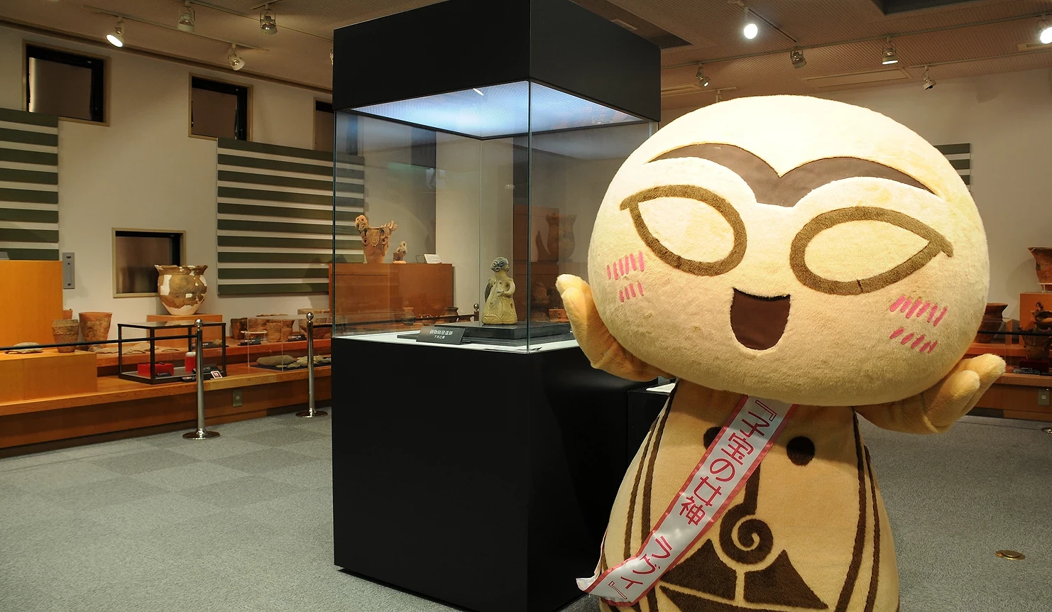 故鄉文化傳承館「子寶女神 Lavi(ラヴィ)」人偶裝