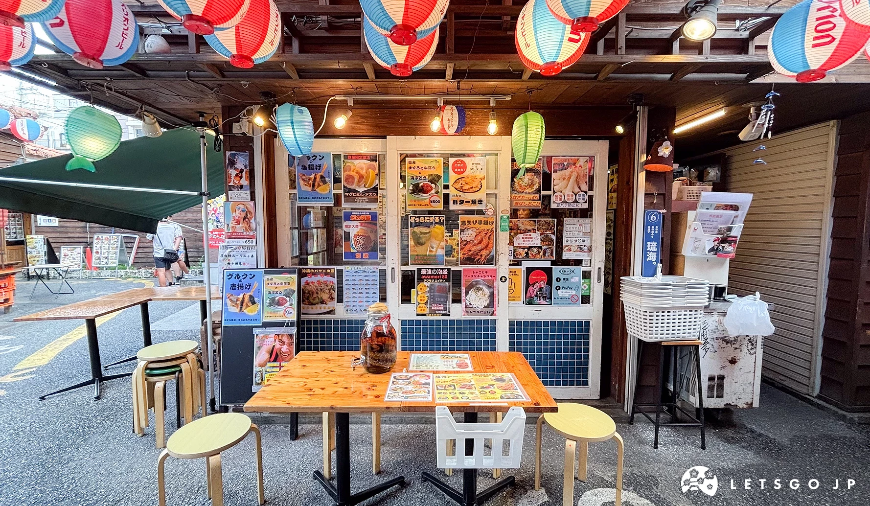 沖繩國際通屋台村 琉海店鋪外觀
