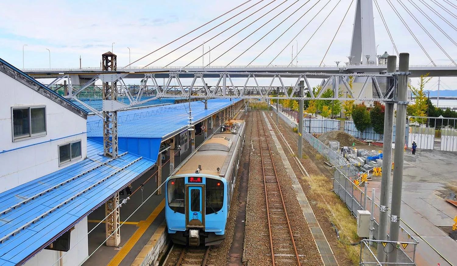 青之森鐵道的列車