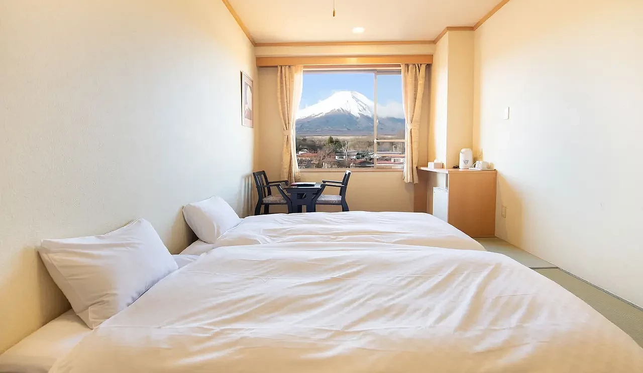富士山景觀客室的窗景