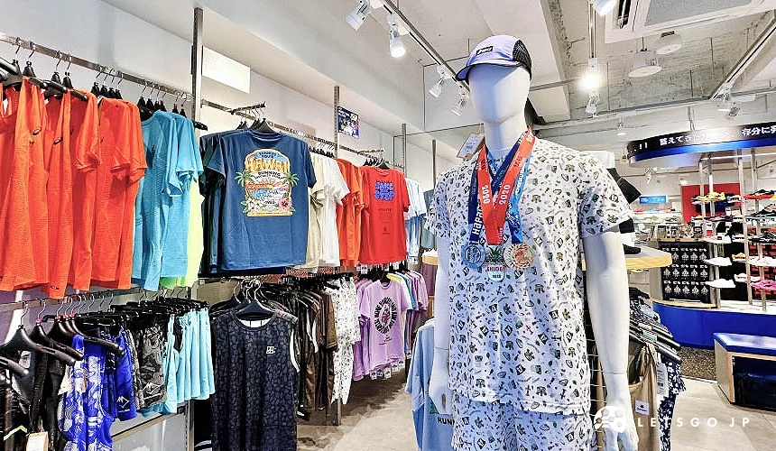 店鋪限定機能服飾款式眾多,設計活潑攝影:Angie