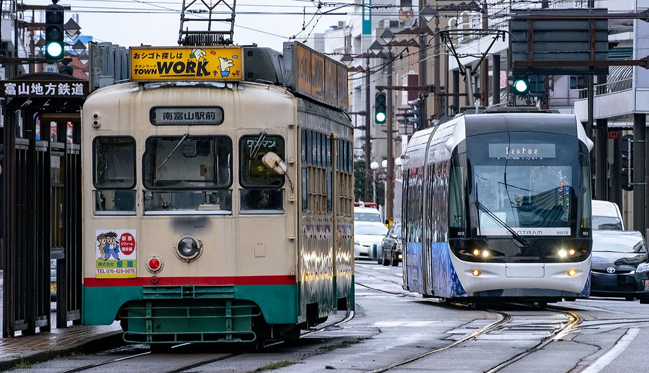 富山單是路面電車就有6條路線行駛