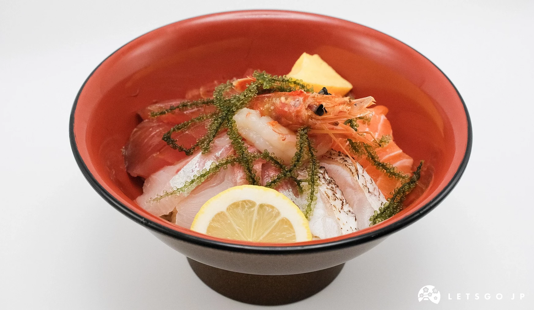 壽司與爐端 まぶしい的招牌海鮮丼