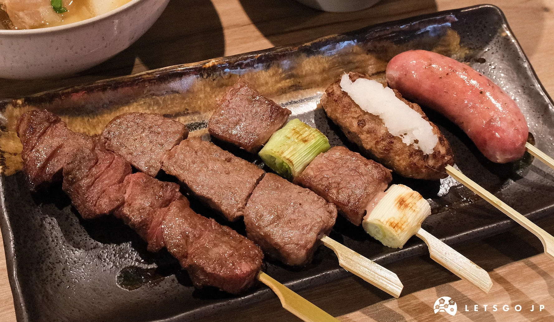 沖繩「MAKISHI CARNIVAL」たまよせ食堂 「牛肉串燒(5串)」