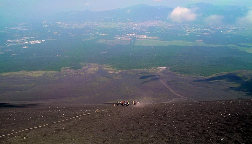 表面以鬆軟火山灰為主的御殿場路線「大砂走」區域