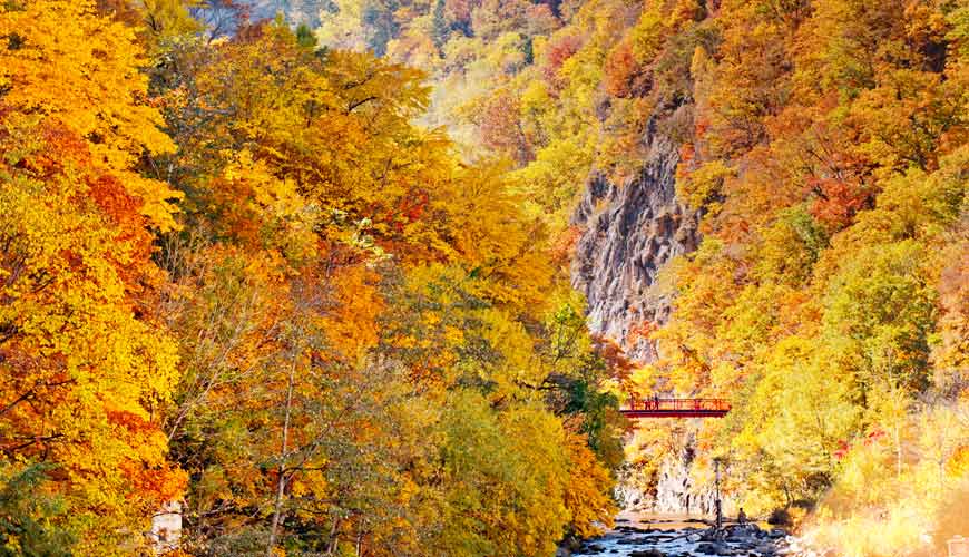 北海道札幌定山溪溫泉景點二見吊橋