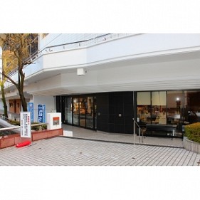 “日本北陸金澤旅遊自由行旅行一日遊石川縣香林坊老字號百貨公司片町大和香林坊ATRIO加賀麹味噌加賀菊酒金城漬四十萬谷本舗自家焙煎金澤ちとせ珈琲咖啡昭和TOKYU