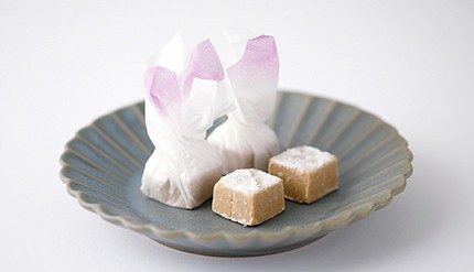 “小小正方形的愛香菓是定番商品之一”