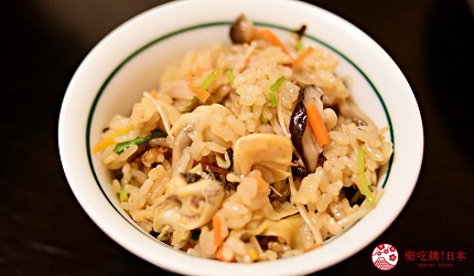 日本富山縣魚津市內的海風亭吃得到的經過攪拌的螺肉飯