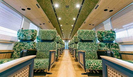 jr九州觀光列車由布院之森內部