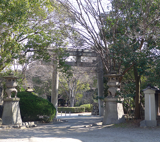 西側鳥居