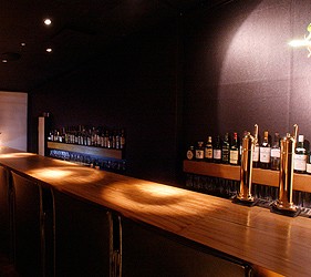 日本京都酒吧推介雪月花店內吧檯