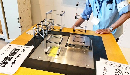 神戶親子寓教於樂景點推薦「人與防災未來中心」（人と防災未来センター）的耐震構造小實驗