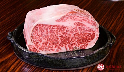 東北福島必吃美食5選爆餡圓盤餃子超多汁、奶油厚片吐司奶香爆發最推薦推介的MouMou亭美味油花超均勻原塊的神戶牛