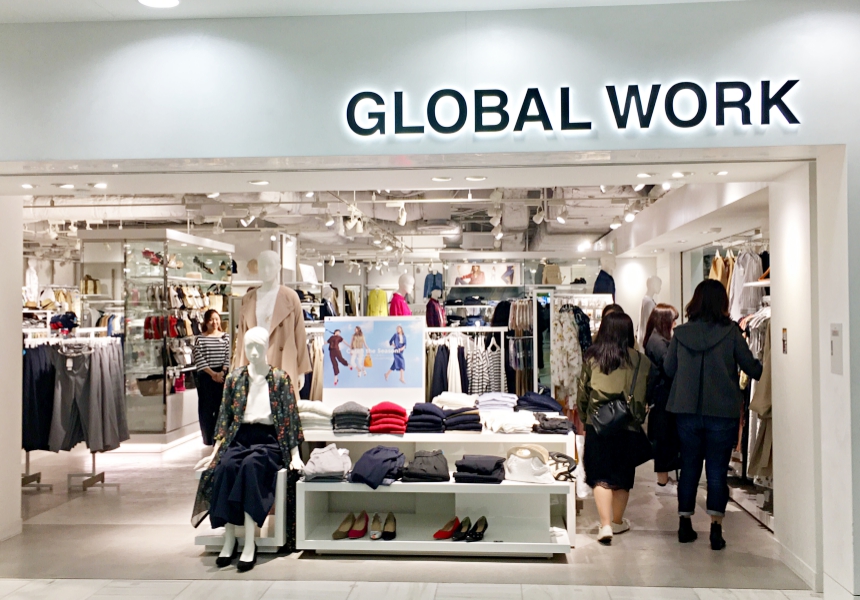 池袋的綜合商業設施Sunshine City b1跟1樓的ALTA內的GLOBAL WORK店