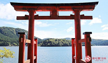 箱根平和鳥居
