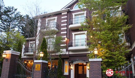 輕井澤住宿輕井澤飯店輕井澤住宿推薦輕井澤十字酒店輕井澤飯店推薦輕井澤小木屋輕井澤住宿平價輕井澤住宿推介東京輕井澤住宿輕井澤民宿推薦輕井澤推薦住宿輕井澤西館小木屋輕井澤便宜住宿輕井澤平價住宿輕井澤酒店推介推薦輕井澤住宿小木屋輕井澤住宿親子輕井澤住宿推薦輕井澤酒店推介星野溫泉蜻蜓之湯小木屋酒店親子平價飯店滑雪酒店輕井澤十字酒店介紹文章之露天溫泉風呂「Le Grand 舊輕井澤」的外觀