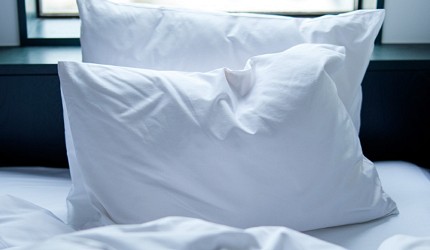 日本東京站附近的DDD HOTEL內的床具都是經反覆研究最符合人體工學的獨家產品