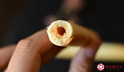 2022日本手信東京必買送禮用的手信中推介的YOKU MOKU原味雪茄蛋捲的可愛的限定熊貓包裝實物橫切面